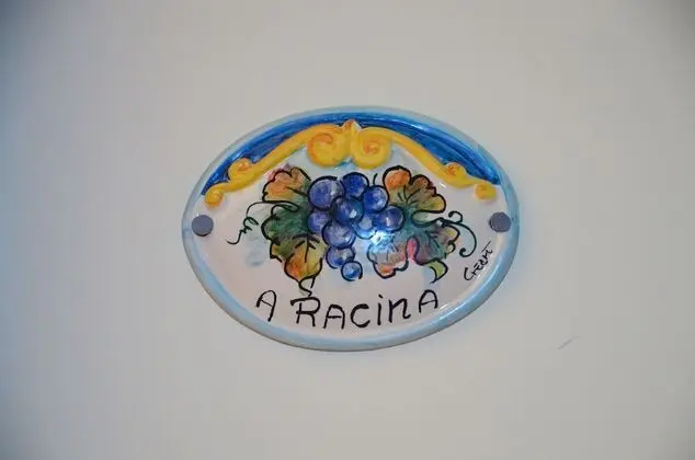 Standard Tek Büyük Yataklı Oda (Mountain and Sea View)