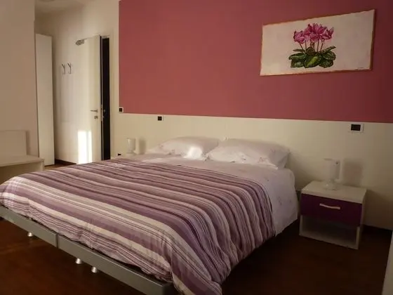 Dört Kişilik Oda, Bahçe Manzaralı