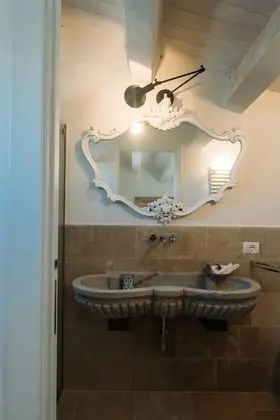 Dört Kişilik Oda, Bahçe Manzaralı (Cornelia)