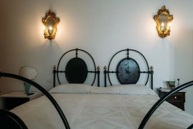 Superior Oda, Bahçe Manzaralı (Clodia)