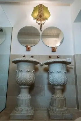 Superior Oda, Bahçe Manzaralı (Clodia)