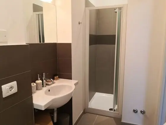 Tek Büyük veya İki Ayrı Yataklı Oda, Bahçe Manzaralı