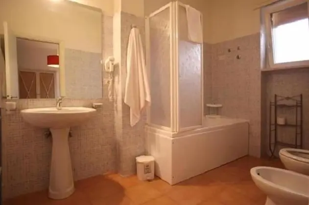 Standard Üç Kişilik Oda