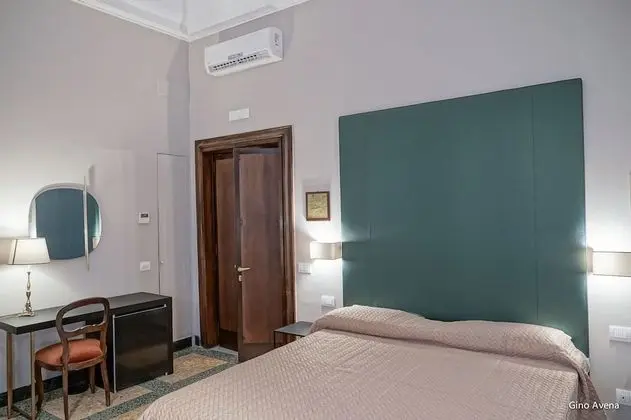 Tek Büyük Yataklı Oda (Private bathroom not in room)