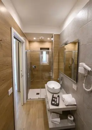 Standard Tek Büyük veya İki Ayrı Yataklı Oda, Balkon