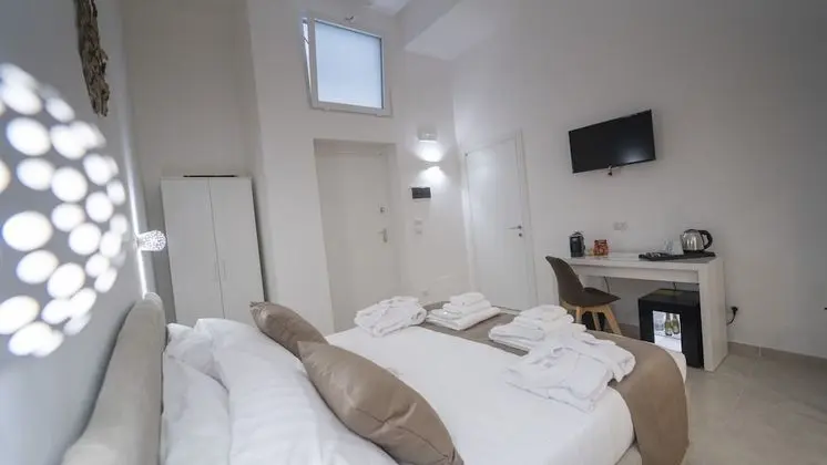 Luxury Tek Büyük Yataklı Oda