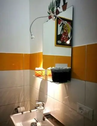 Üç Kişilik Oda, Şehir Manzaralı