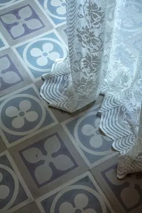 Deluxe Tek Büyük Yataklı Oda (Alloro)