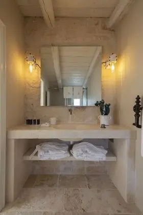 Deluxe Tek Büyük Yataklı Oda (Roseto)