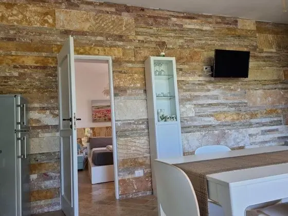 Apart Daire, Bahçeli (Melograno)