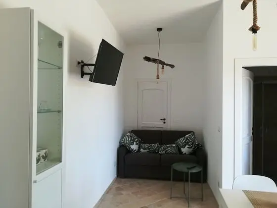 Apart Daire, Bahçeli (Melograno)