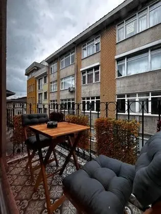 https://images.odamax.com/img/1024x768/odamax/image/upload/Dimora_Otel_Kad_k_y_202510161720273_204_BALKON.JPEG