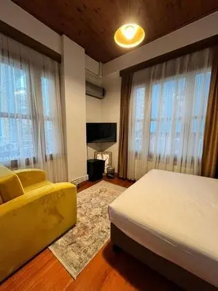 https://images.odamax.com/img/1024x768/odamax/image/upload/Dimora_Otel_Kad_k_y_202510161720325_TRIPLE2.JPEG