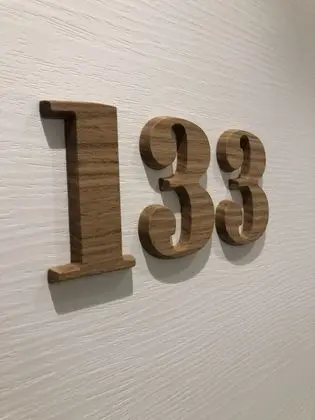 Ev (133)