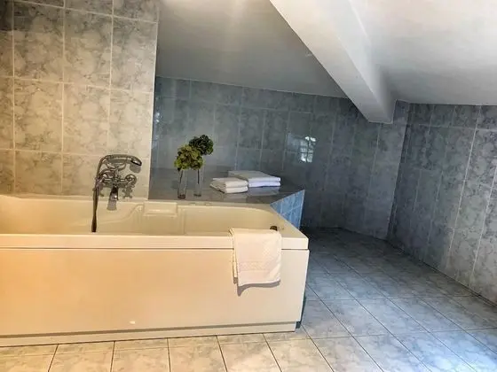 Superior Süit, Jakuzi