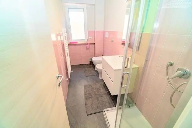 Basic Tek Büyük Yataklı Oda, Özel Banyo (External)