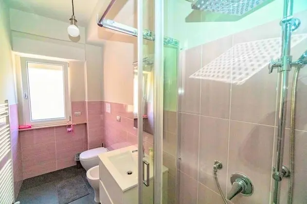 Basic Tek Büyük Yataklı Oda, Özel Banyo (External)