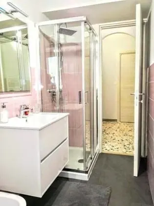 Basic Tek Büyük Yataklı Oda, Özel Banyo (External)