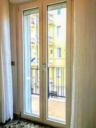 Tek Büyük Yataklı Oda, Banyolu/Duşlu