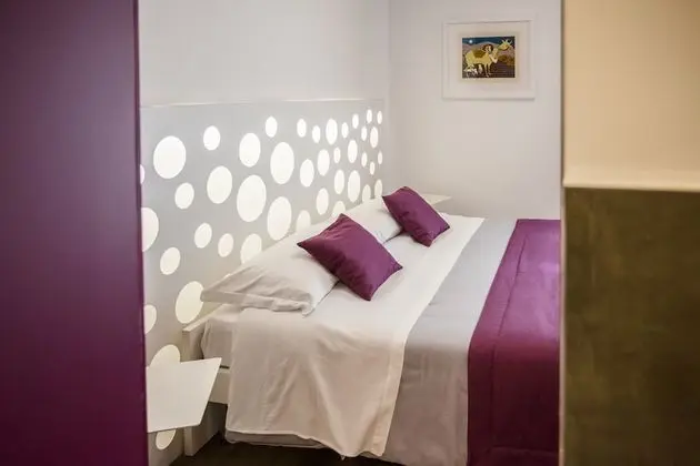 Design Tek Büyük Yataklı Oda (Tini)
