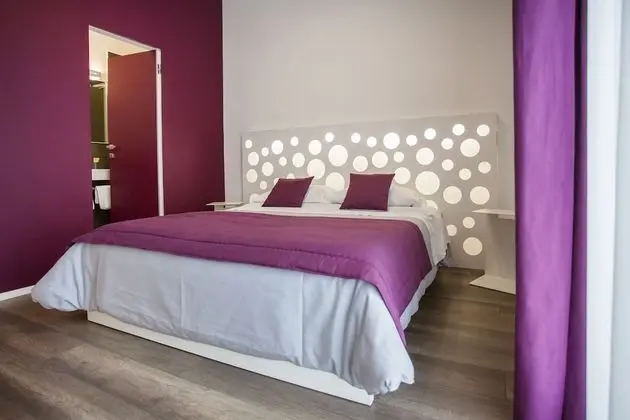 Design Tek Büyük Yataklı Oda (Tini)