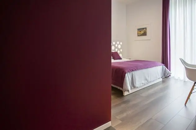 Design Tek Büyük Yataklı Oda (Tini)