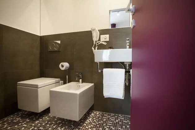 Design Tek Büyük Yataklı Oda (Tini)