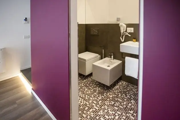 Design Tek Büyük Yataklı Oda (Tini)