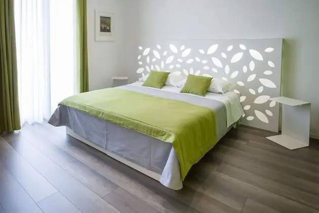 Design Üç Kişilik Oda (Gramole)