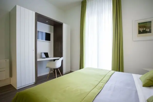 Design Üç Kişilik Oda (Gramole)