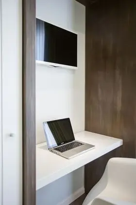 Design Üç Kişilik Oda (Gramole)