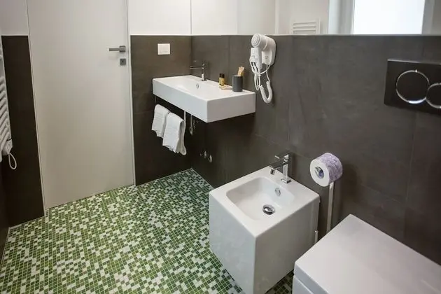 Design Üç Kişilik Oda (Gramole)