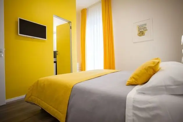Design Üç Kişilik Oda (Macine)