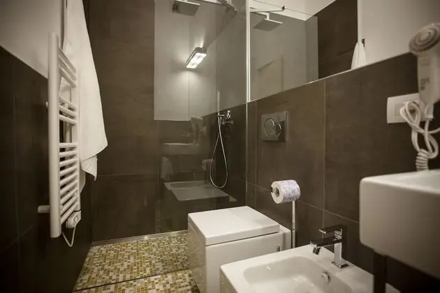 Design Üç Kişilik Oda (Macine)