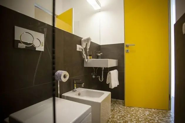 Design Üç Kişilik Oda (Macine)