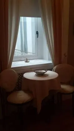 Junior Tek Büyük Yataklı Oda, Avlu Manzaralı (Monfort)