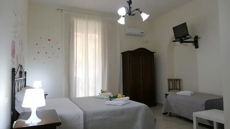 Comfort Tek Büyük veya İki Ayrı Yataklı Oda (Posillipo)