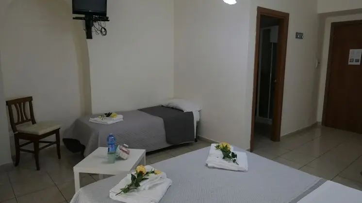Family Dört Kişilik Oda (Mergellina)