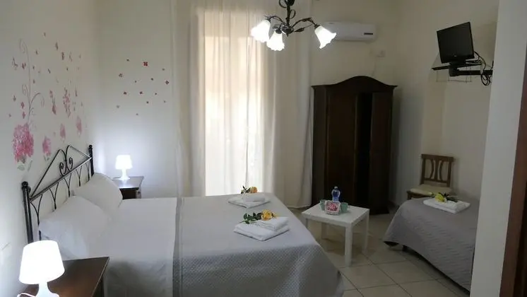 Family Dört Kişilik Oda (Mergellina)