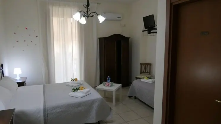 Family Dört Kişilik Oda (Mergellina)