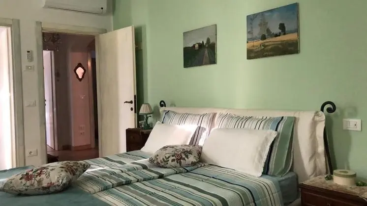 Traditional Üç Kişilik Oda