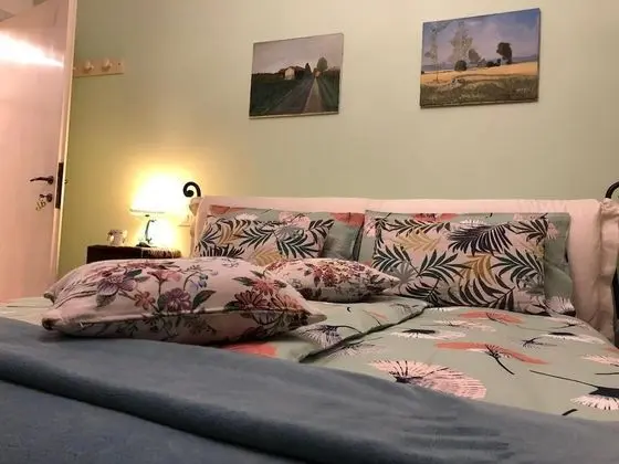 Traditional Üç Kişilik Oda