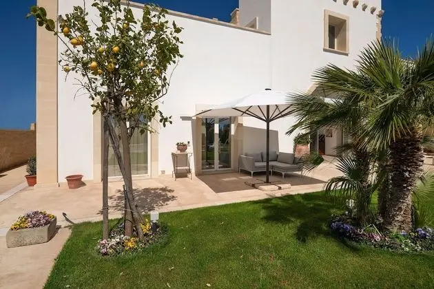 Deluxe Tek Büyük Yataklı Oda, Sıcak Su Havuzu