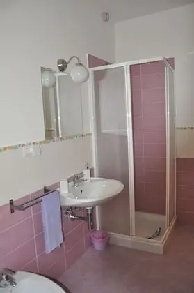 Elite Tek Büyük Yataklı Oda