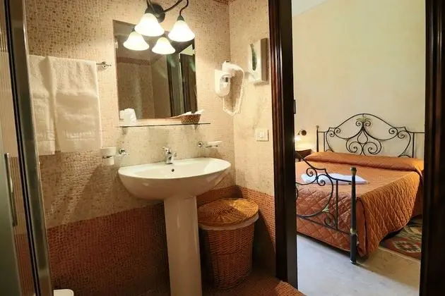 Deluxe Oda, 1 Büyük (Queen) Boy Yatak, Sigara İçilmez, Bahçe Manzaralı