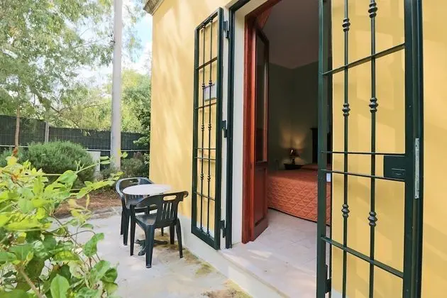 Standard Tek Büyük veya İki Ayrı Yataklı Oda, 1 Büyük (Queen) Boy Yatak, Bahçe Manzaralı