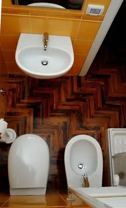 Classic Tek Büyük Yataklı Oda (Il Ciliegio)