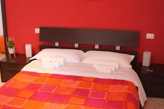 Üç Kişilik Oda (Rosso Piceno)