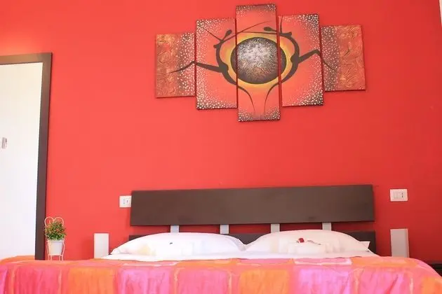 Üç Kişilik Oda (Rosso Piceno)