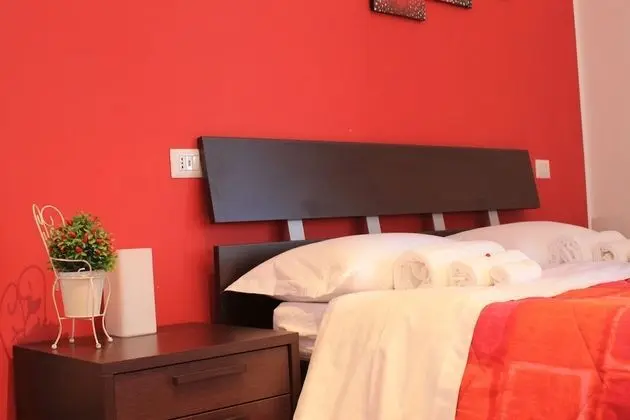 Üç Kişilik Oda (Rosso Piceno)